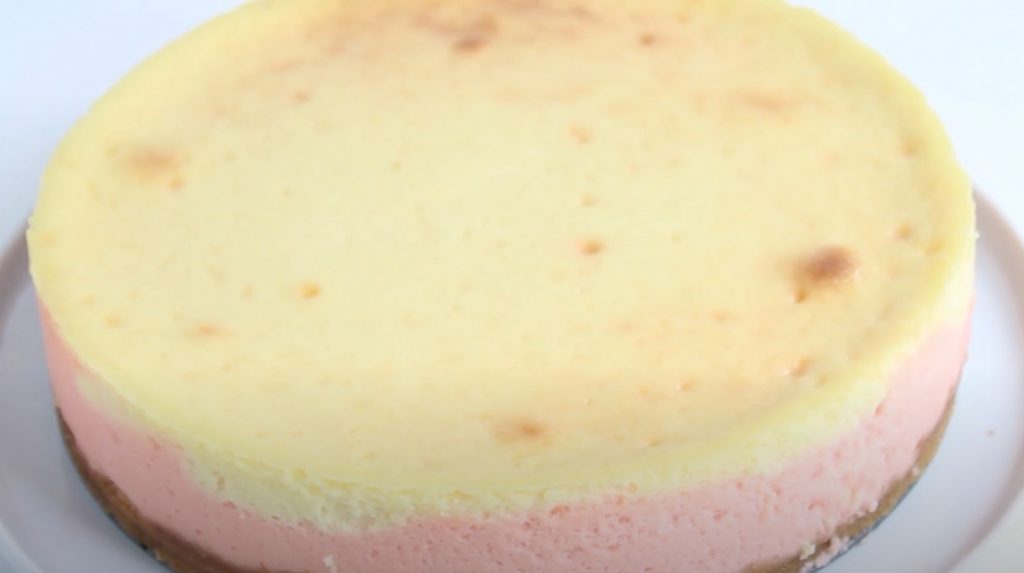 Strawberries-and-Cream Cheesecake Recipe