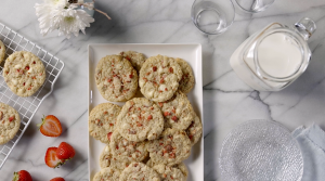 strawberry white chocolate oatmeal cookies recipe