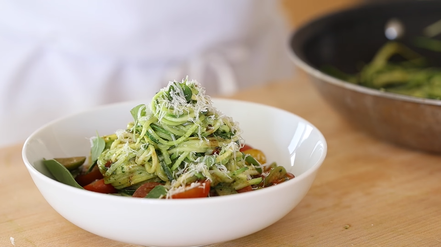 zucchini pasta with pine nuts recipe