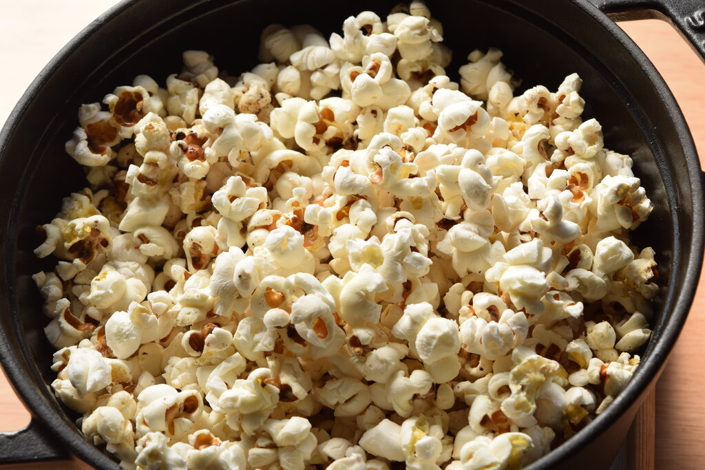 Instant Pot Popcorn Recipe, homemade popcorn with salt seasoning, popcorn made from instant pot