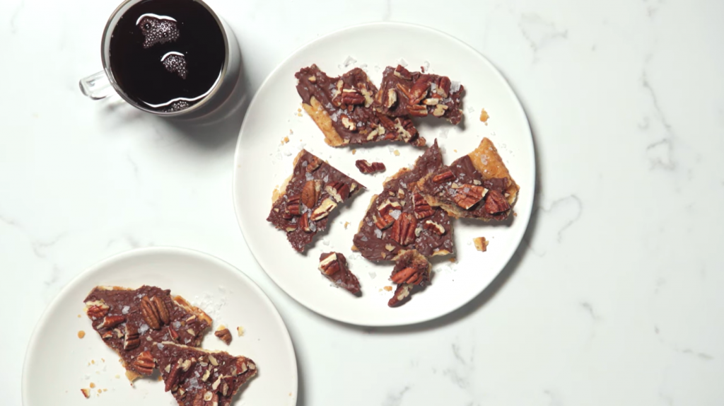 chocolate and hazelnut matzo toffee recipe