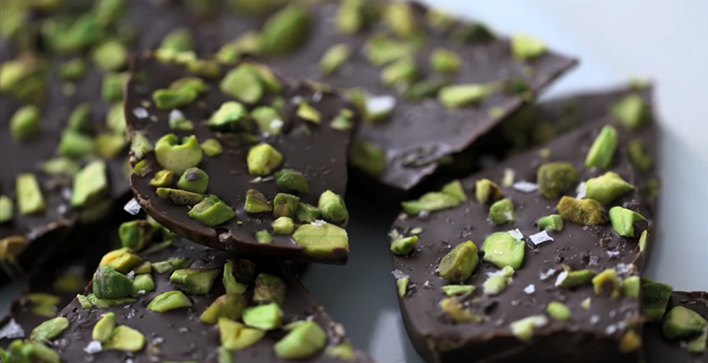 dark chocolate pistachio granola bars recipe