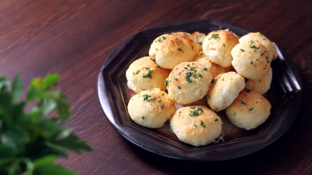 garlic parmesan cheese bombs recipe